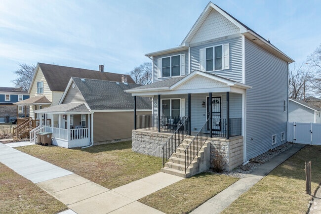 Homes in Calumet sit on full sized lots with detached garages.