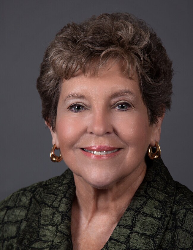 Jo Ann - RETIRED Pisciotta RETIRED