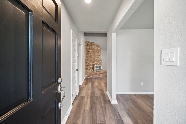 11506 Hornbrook Dr, Houston, TX 77099 - photo 6