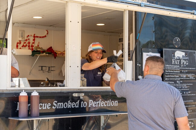 Fat Pig Smokehouse in Hicksville serves barbecue favorites in a relaxed setting.