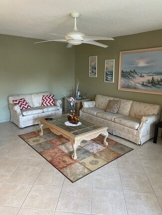 63 Sheffield C Unit C, West Palm Beach, FL 33417