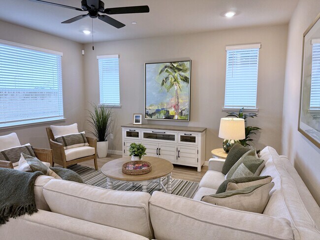 1284 Winterhart St unit 38368148, Galt, CA 95632 - photo 7