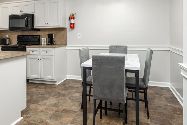 224 N Oakley Dr unit ID1328122P, Columbus, GA 31906 - photo 5