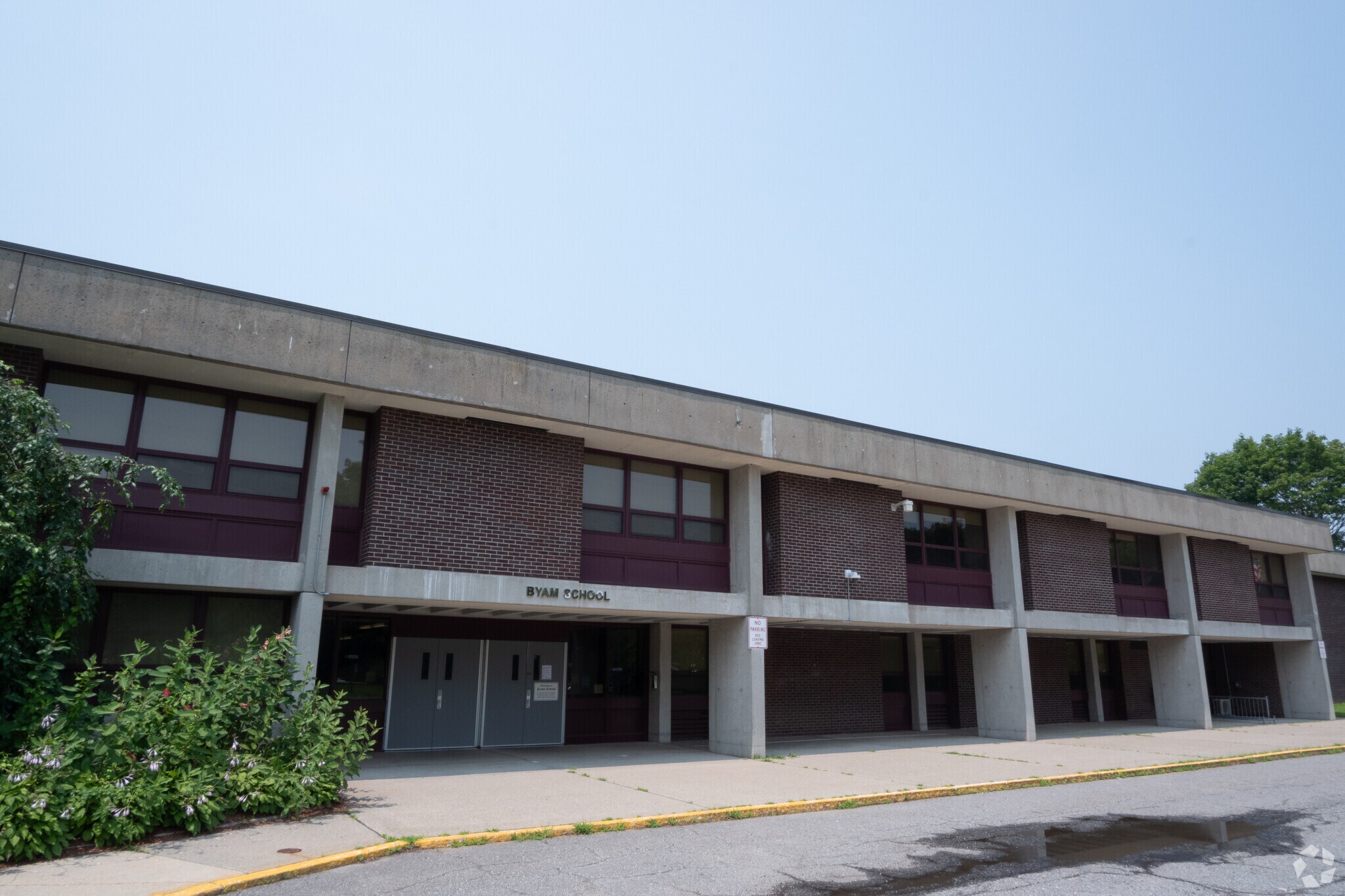 13 Crabapple Ln, Chelmsford, MA 01824