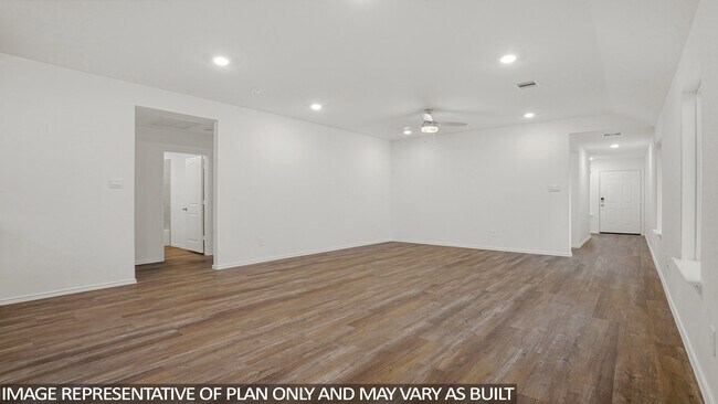 205 Blanco Ln unit 36200287, Dayton, TX 77535 - photo 5