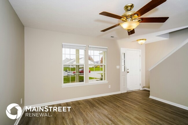 1991 Calvert Cir, Greenwood, IN 46143 - photo 4