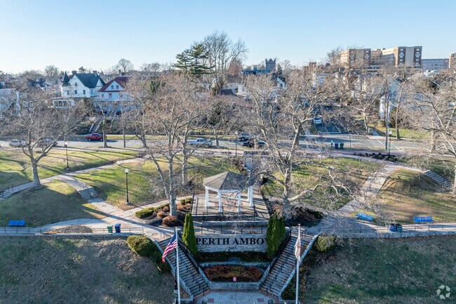 Bayview Park, next to the Harborside Marina is a very serene place to spend leisure time.