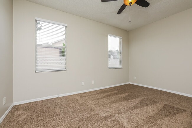 13761 Meadowpark Ave, Orlando, FL 32826 - photo 7