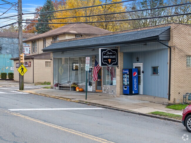 Monte Cello's in Baden offers delicious pizza to go or for delivery.