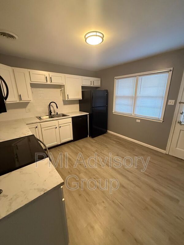 3523 SW 9th St, Topeka, KS 66606 - photo 6