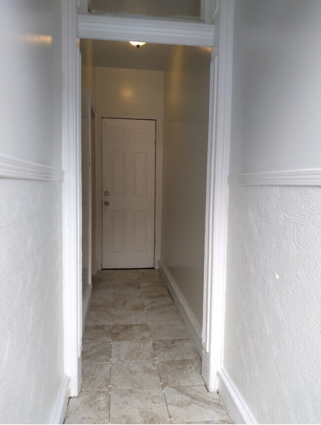 2533 N Water St, Philadelphia, PA 19125