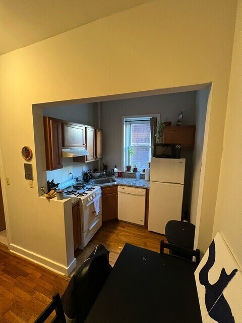 1179 Commonwealth Ave unit 4, Boston, MA 02134 - photo 4