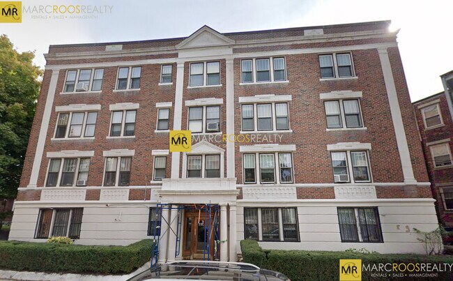 21 Sutherland Rd unit 8, Brighton, MA 02135 - photo 2