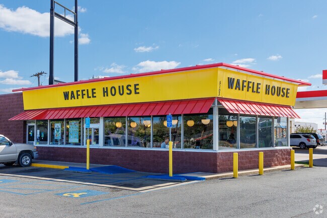 There are additional dining options just outside Sunset Acre such as Waffle House in Mooretown.