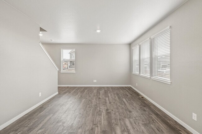 95 N Vandriver Place unit 36210322, Aurora, CO 80018 - photo 6