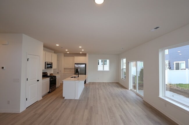 1139 151st St W, Rosemount, MN 55068 - photo 5