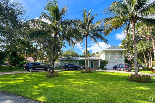 Downtown Boca Raton- Single family homes