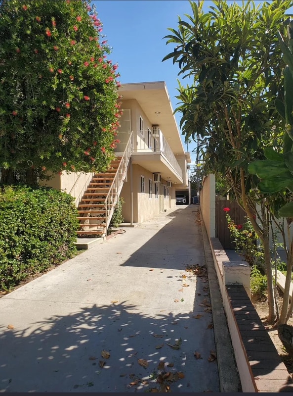 1128 Raymond Ave Unit 5, Glendale, CA 91201