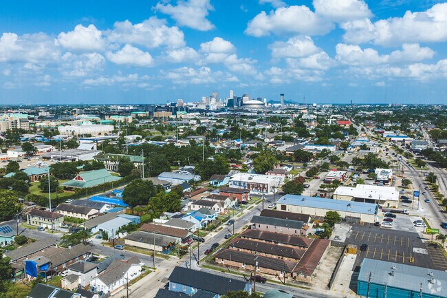 Gert Town is centrally located in New Orleans.