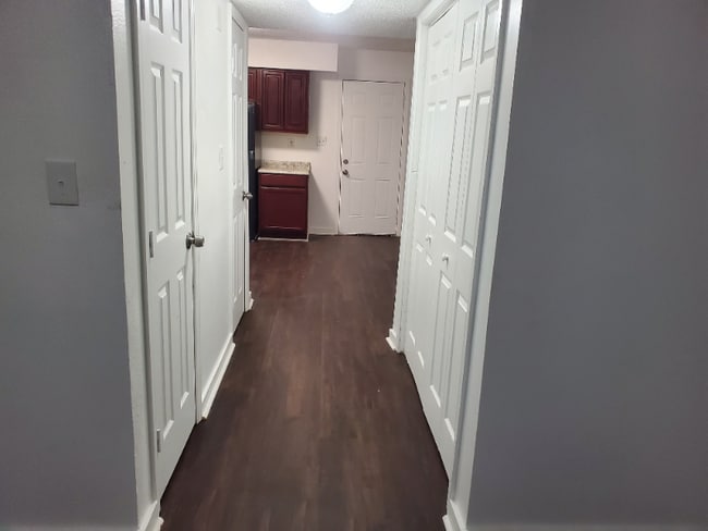 6825 E Coronet Ct, New Orleans, LA 70126 - photo 4