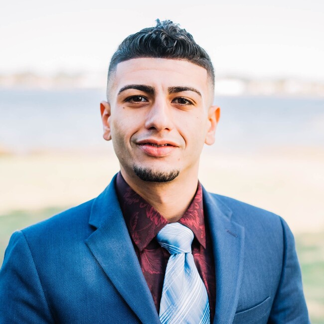 Agent Photo
