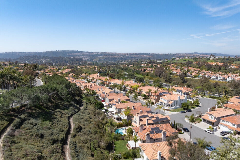 NH_Marina_Hills_564232_P2_V1_MM_033125