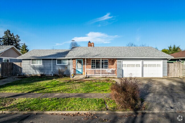Some of the older ranch-style homes have separated 2-car garage doors in Northgate.