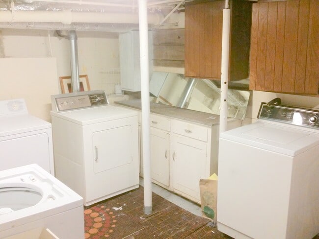 1205 Chandler St unit 1205 1b 1bath, Madison, WI 53715 - photo 4