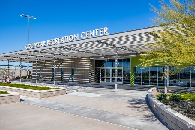 Explore the multiple activities offered at the Goodyear Recreation Center.