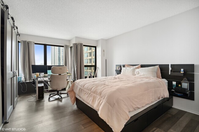 30 E Huron St unit 3404, Chicago, IL 60611 - photo 7