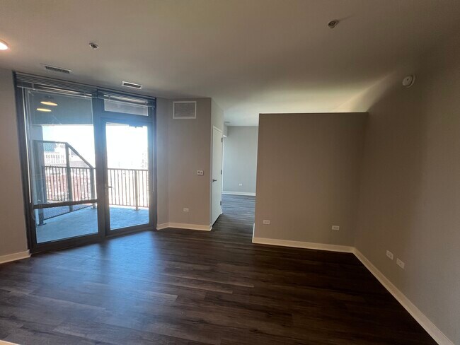 111 W Polk St unit 1212, Chicago, IL 60605 - photo 5