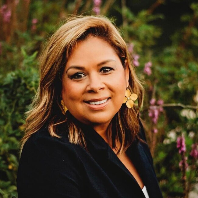 Angie Marsh Real Estate Agent in Quincy, MI