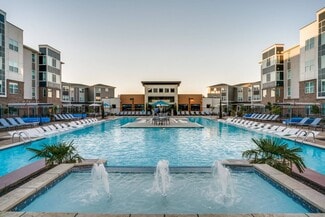 2255 S University Parks Dr, Waco, TX 76706