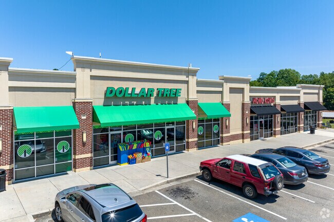 Complete your shopping experience in Dawsonville with the Dollar Tree.