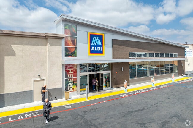 Residents of Chandler Park live close by an Aldi for fresh ingredients.