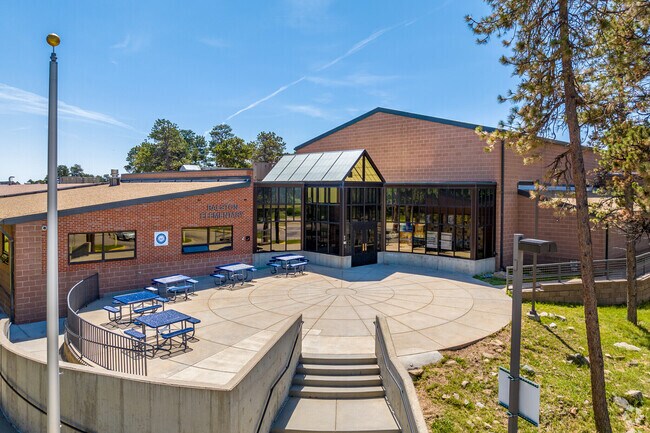 Ralston Elementary is a highly rated public school in Golden.