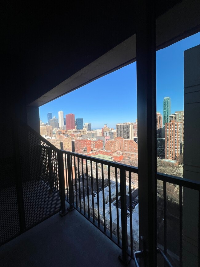 111 W Polk St unit 1212, Chicago, IL 60605 - photo 7