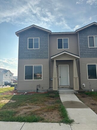 2710 24th Ave W, Williston, ND 58801