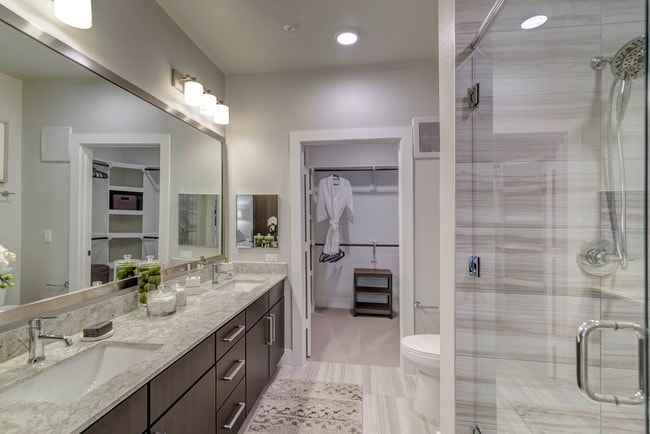 Overture Arboretum 60+ Active Adult Apartment Homes, Austin, TX 78759 - photo 7