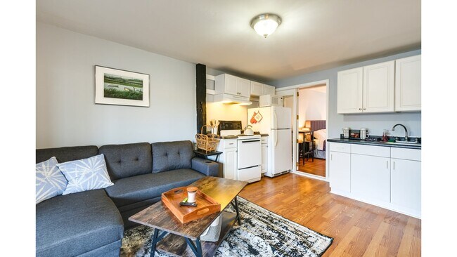 210 Water St unit 4, Hallowell, ME 04347 - photo 4