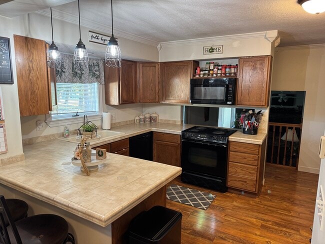 1812 Lakeview Dr, Newark, OH 43055 - photo 4