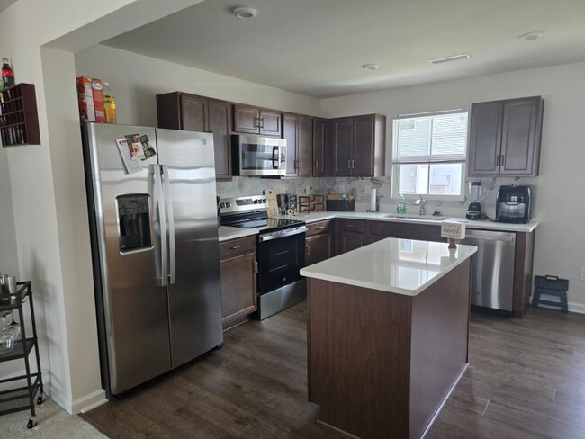 4205 Shiner Ln, Kannapolis, NC 28081 - photo 5