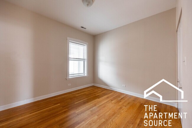 7462 N Greenview Ave unit 3, Chicago, IL 60626 - photo 5