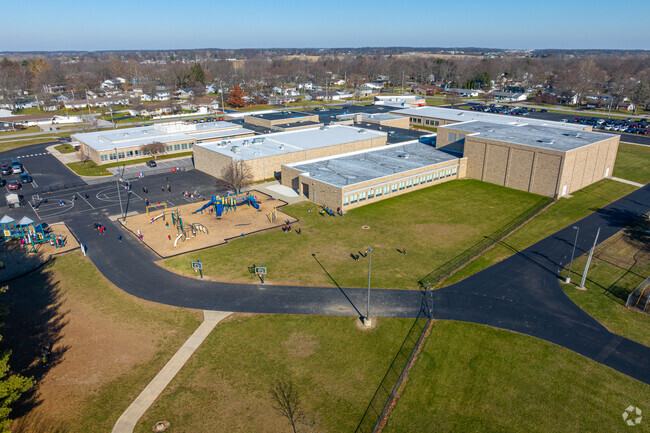 40% of Bluffton Harrison Elementary School students receive free or reduced lunch.