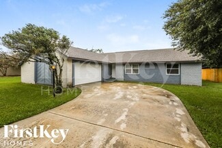 2045 Houndslake Dr, Winter Park, FL 32792