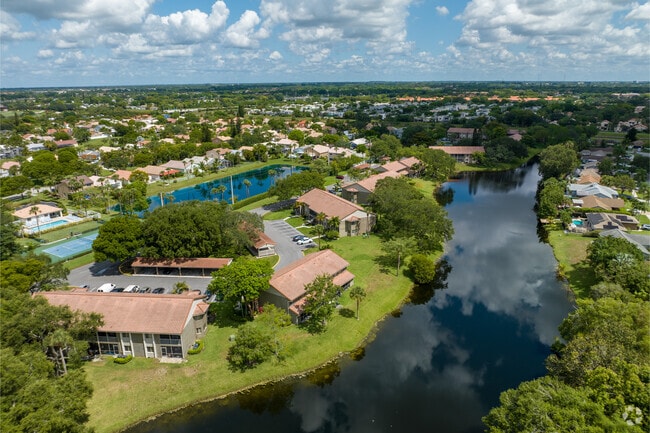 Capture the classic beauty of lakefront homes around Hillsboro Lake in Deerfield.
