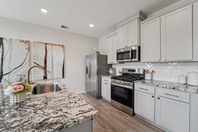 15070 Homing Meadow, San Antonio, TX 78253 - photo 4