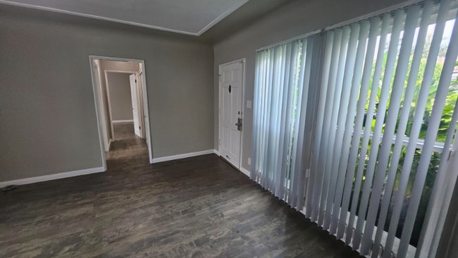 812 N Fuller Ave, Los Angeles, CA 90046 - photo 3