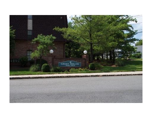 906 Green Hollow Dr, Iselin, NJ 08830 - photo 6