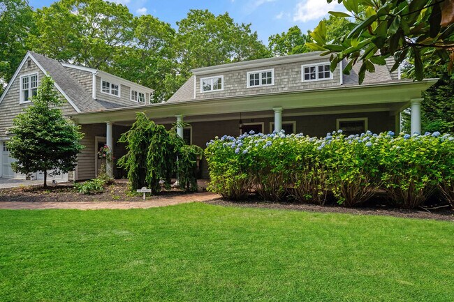 11 The Pkwy unit ID1262274P, Southampton, NY 11968 - photo 5